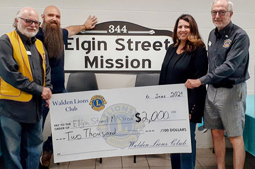 Walden Lions donate to Soup Kitchen and Elgin Mission
